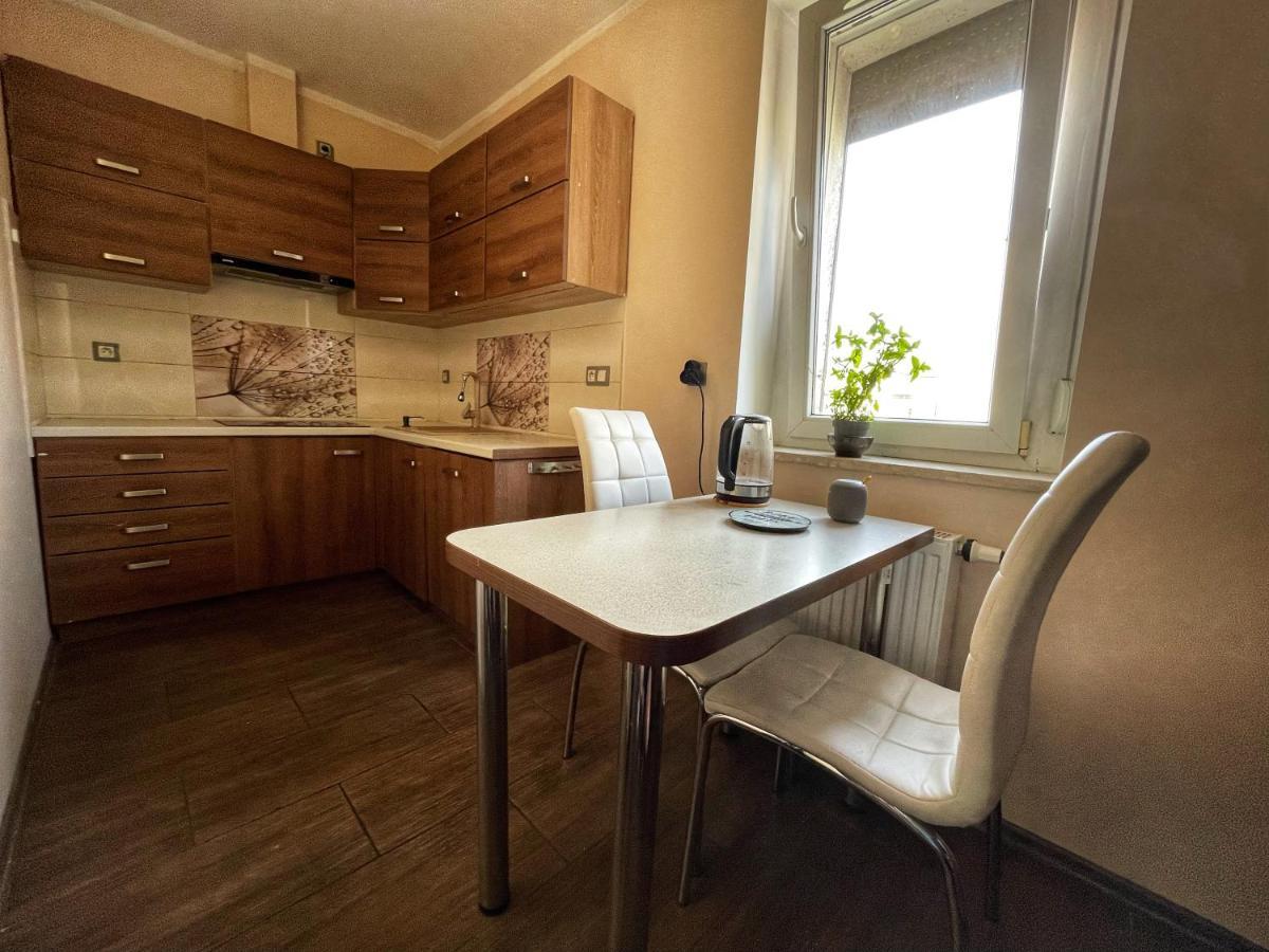 Apartament Zaleze Lägenhet Poznań Exteriör bild