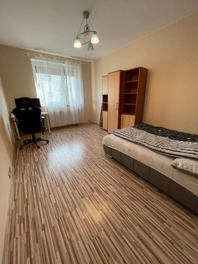 Apartament Zaleze Lägenhet Poznań Exteriör bild